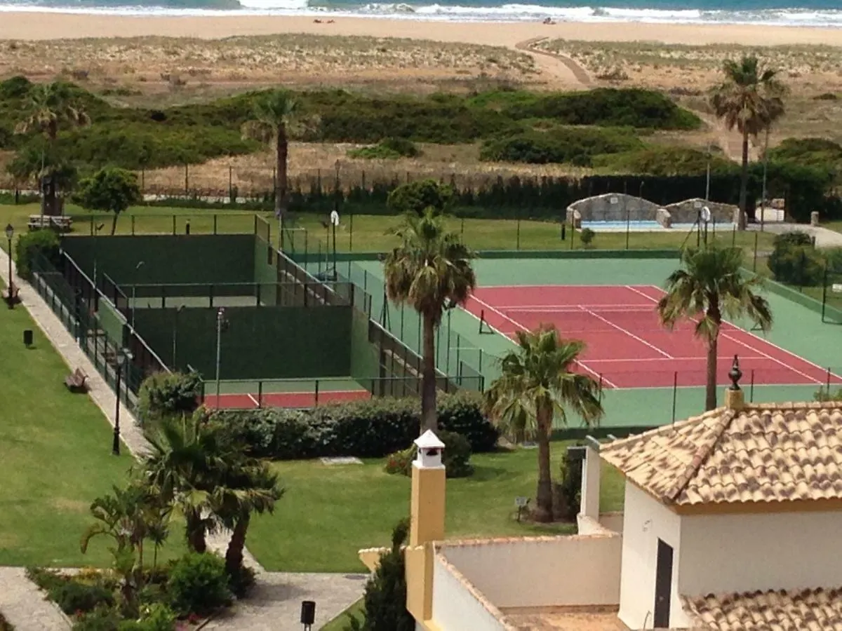Atico De Lujo En Zahara De Los Atunes Apartment 0*,